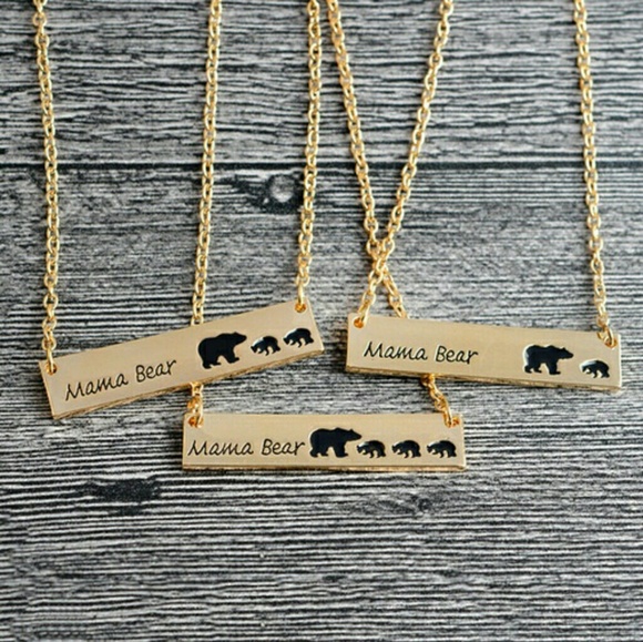 Jewelry - Goldtone Mama Bear & Cub Necklace